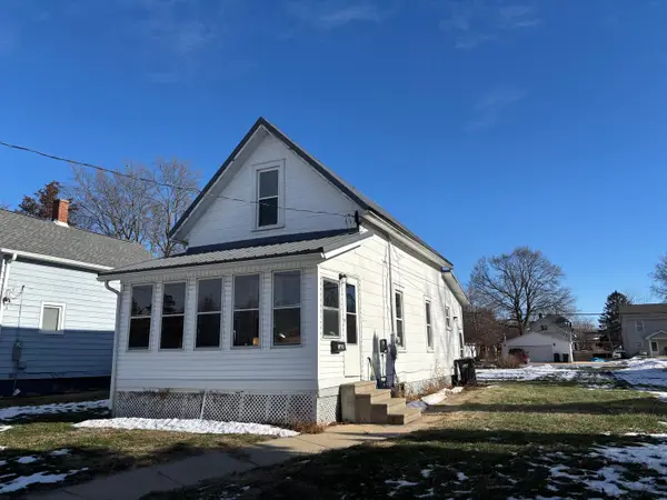 1408 3rd Avenue, Sterling, IL 61081