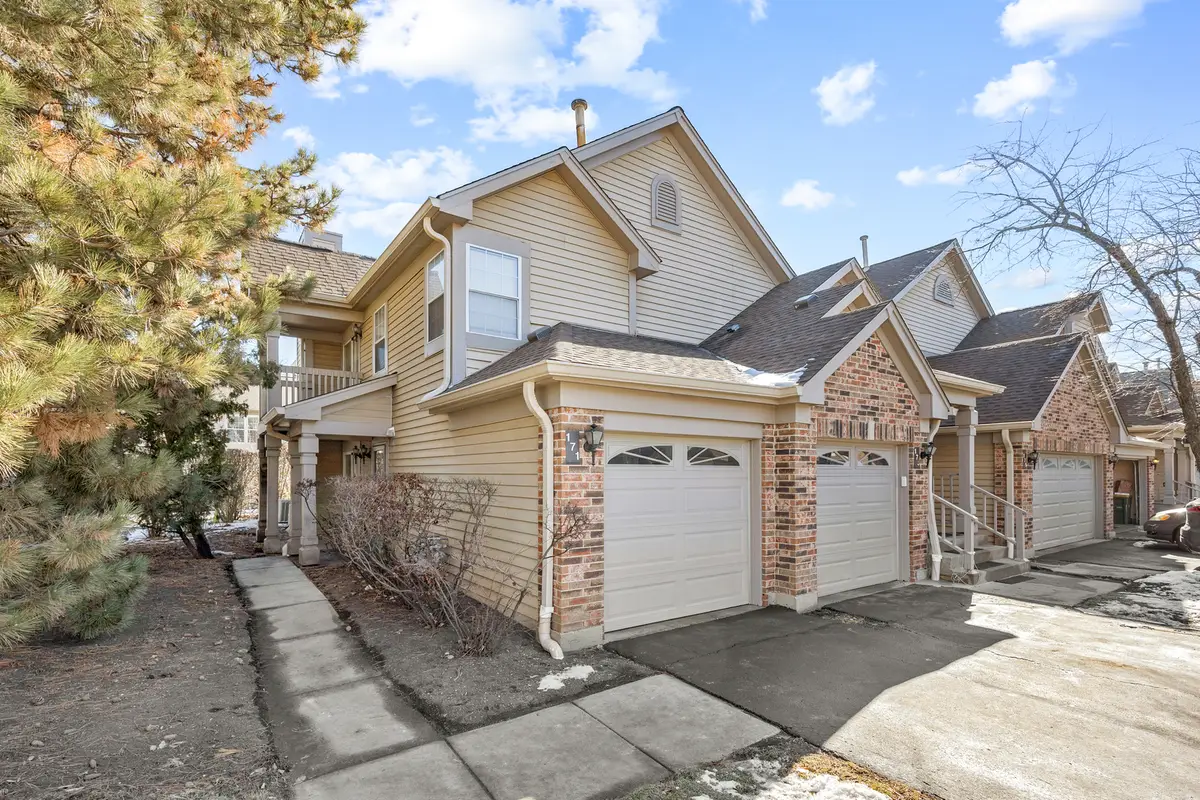 171 Old Oak Court W, Buffalo Grove, IL 60089 - #1
