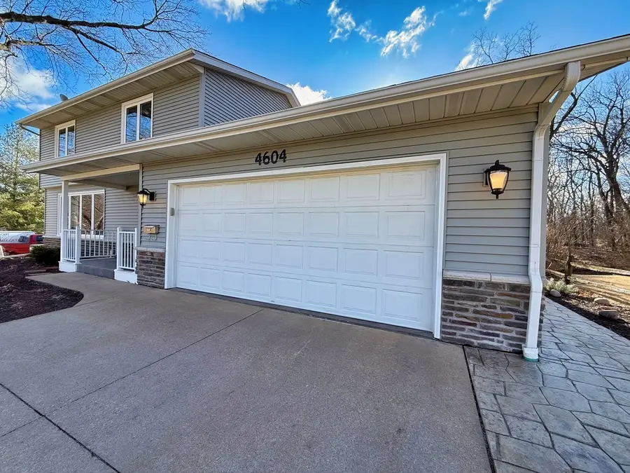 4604 30th Avenue Court, Rock Island, IL 60201 - Image #3