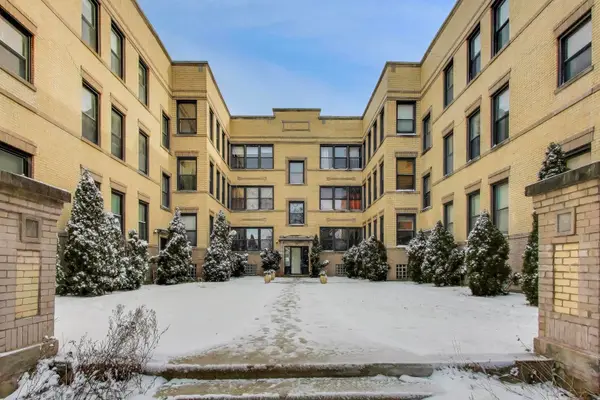 4823 N Kimball Avenue #3, Chicago, IL 60625