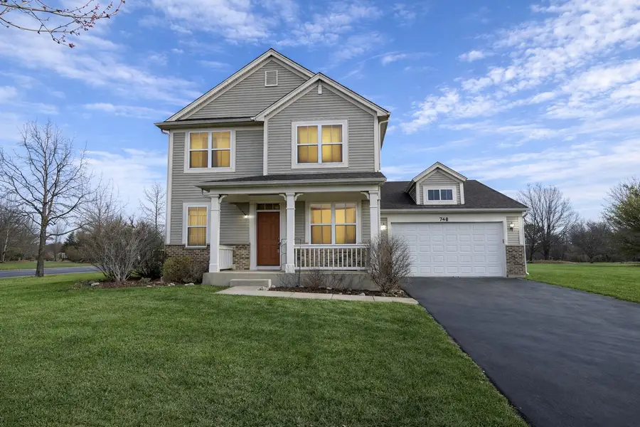 748 Versailles Parkway, Oswego, IL 60543 - #2