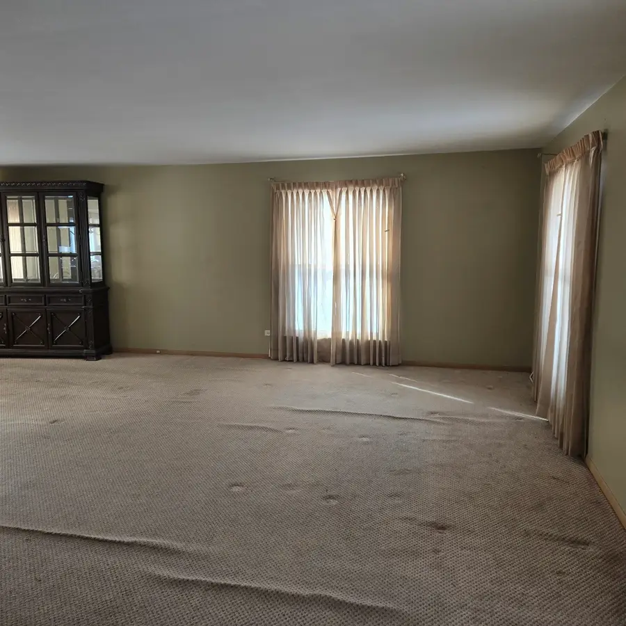 1915 Tina Lane, Flossmoor, IL 60422 - Image #2