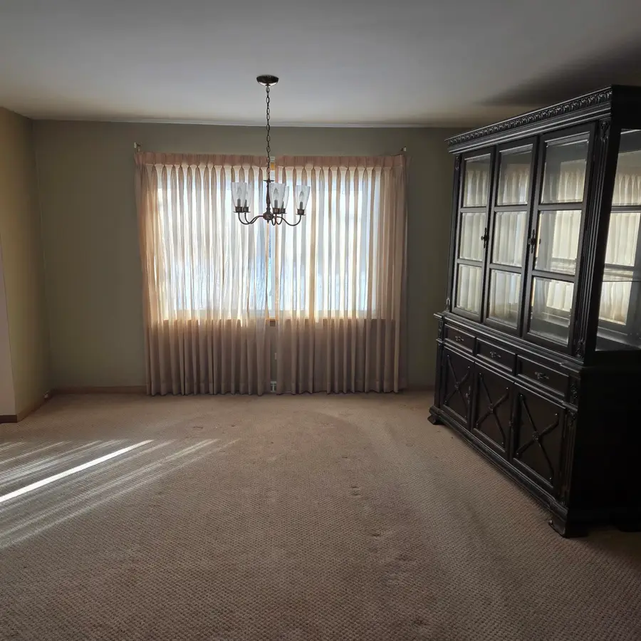 1915 Tina Lane, Flossmoor, IL 60422 - Image #3