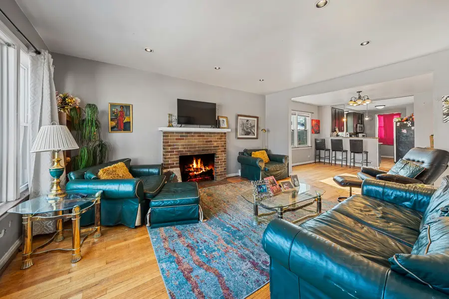 10922 S Peoria Street, Chicago, IL 60643 - Image #2