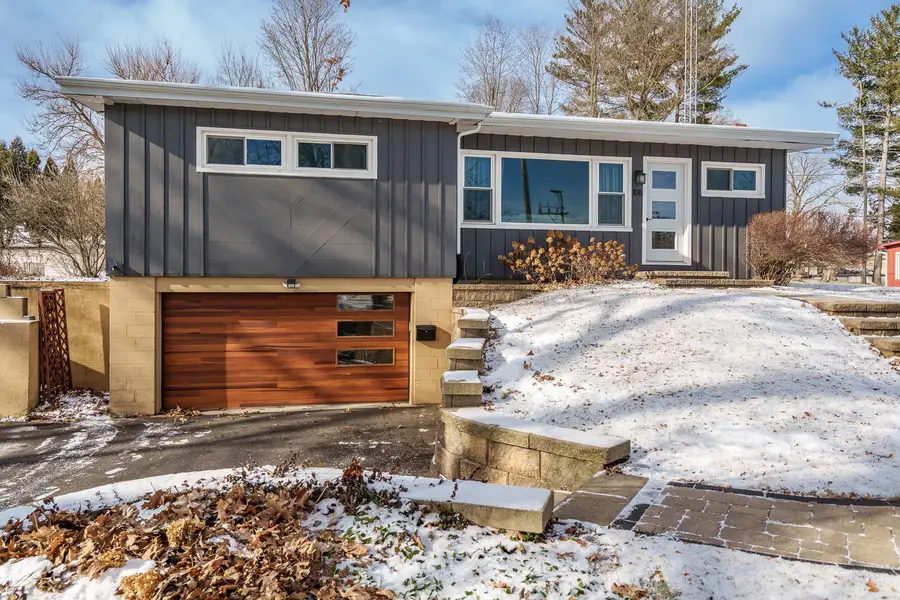 106 Mix Street, Oregon, IL 61061 - Image #2