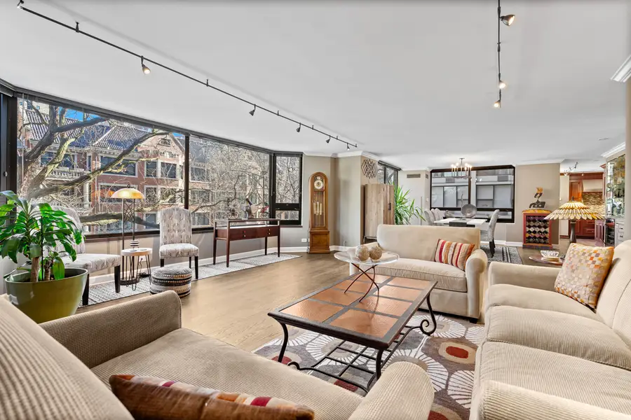 Address Withheld By Seller, Chicago, IL 60610 - Image #2