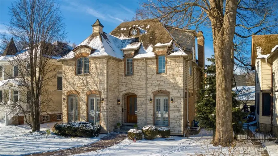 128 S Clay Street, Hinsdale, IL 60521 - #2