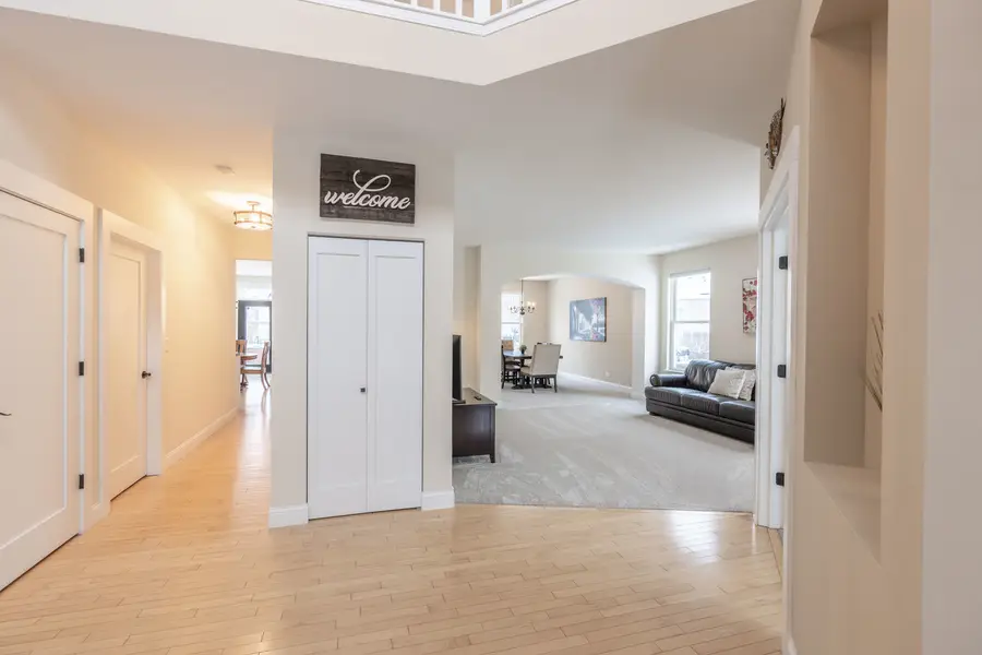 446 Chesterfield Lane, North Aurora, IL 60542 - Image #3