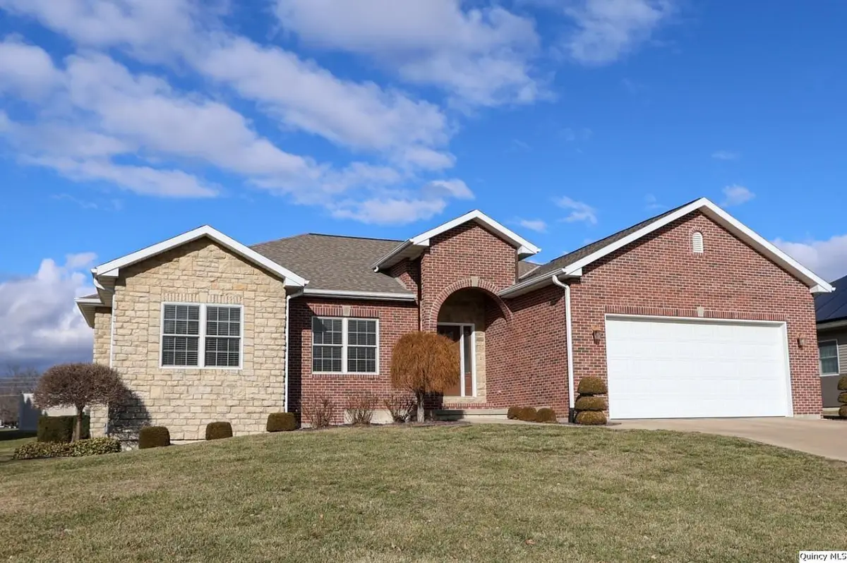 1531 Winsor Dr., Quincy, IL 62305 - Image #1