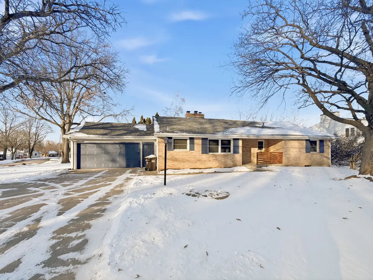 1734 W Stephenson Street, Freeport, IL 61032 - #1