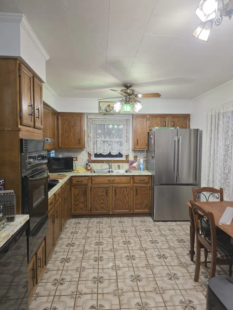 7749 Odell Avenue, Bridgeview, IL 60455 - Image #2