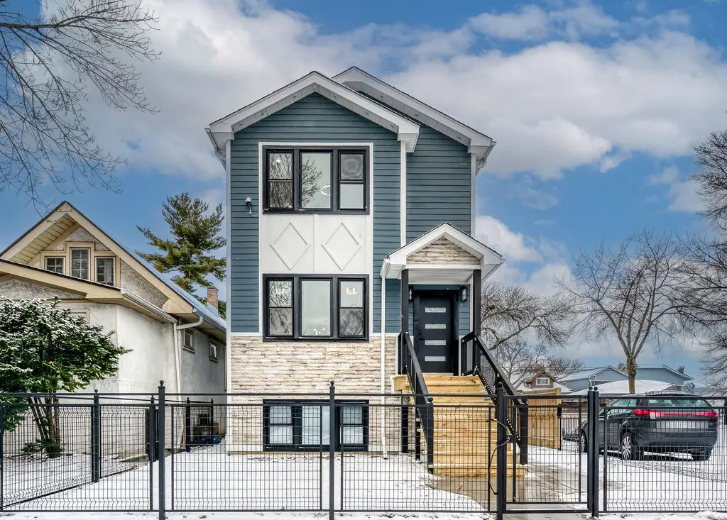 1258 N Mayfield Avenue, Chicago, IL 60651 - Image #1