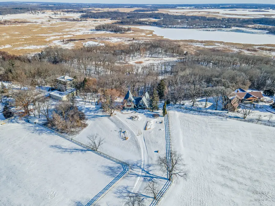 7814 N Pillow Hill Road, Spring Grove, IL 60081 - Image #2