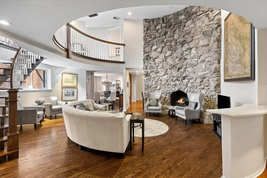 Address Withheld By Seller, Chicago, IL 60657 - Image #3