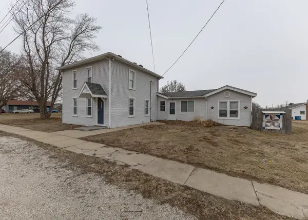 227 E 2nd Street, Mineral, IL 61344