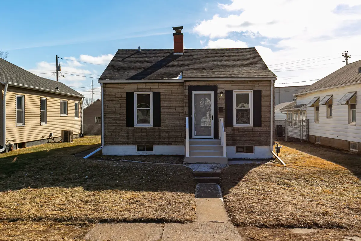 2721 Redwood Avenue, Davenport, IA 52802 - Image #1