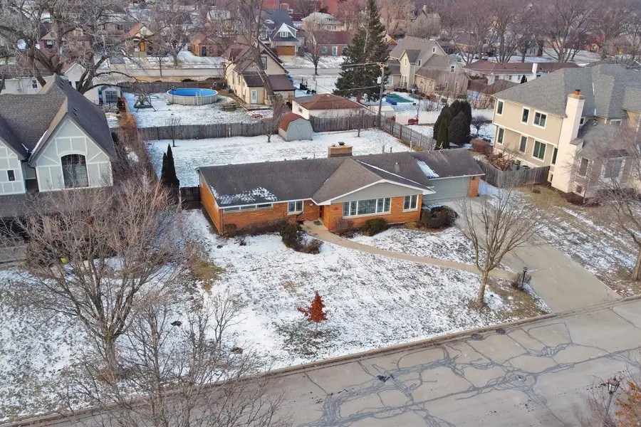 730 S 10th Avenue, La Grange, IL 60525 - Image #2