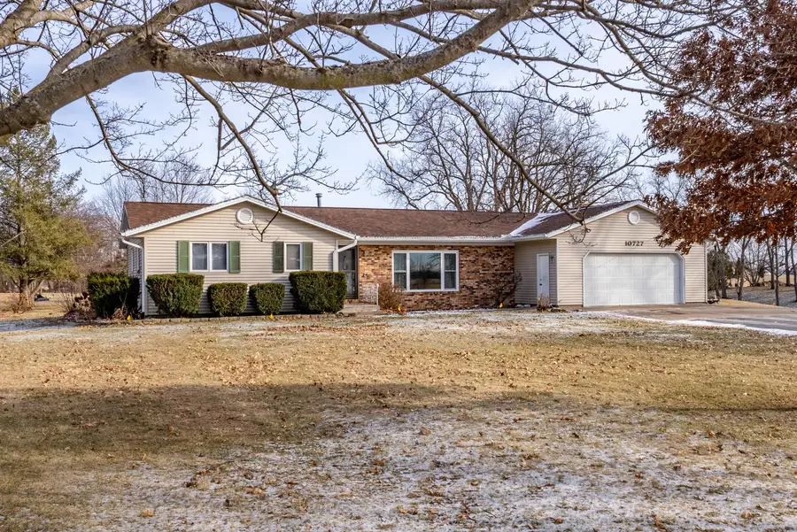 10727 95th Street, Coal Valley, IL 61240 - #2