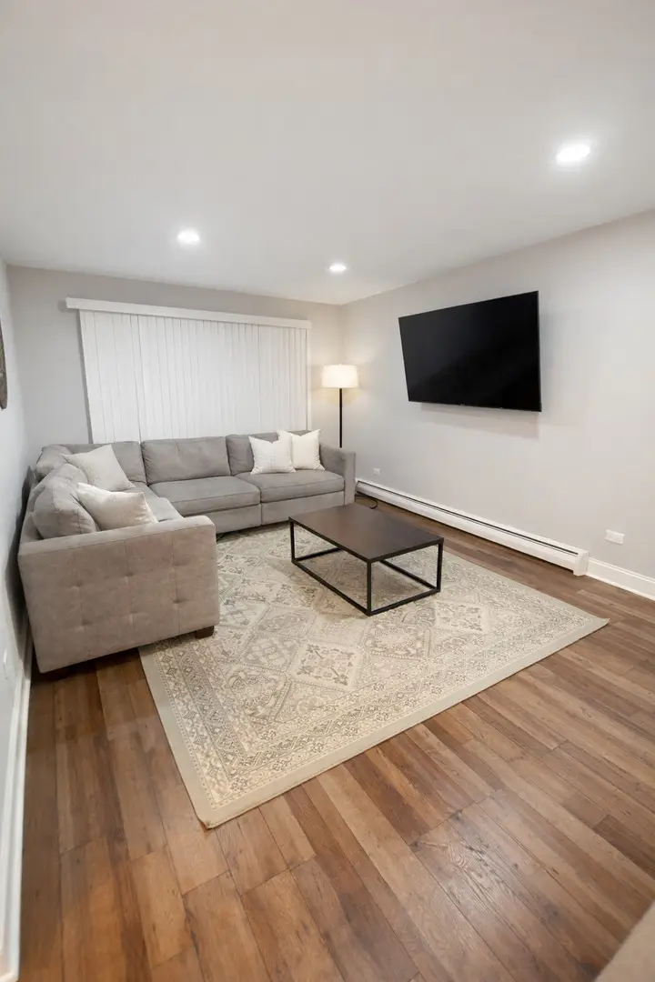 5749 Circle Drive, Oak Lawn, IL 60453 - Image #2