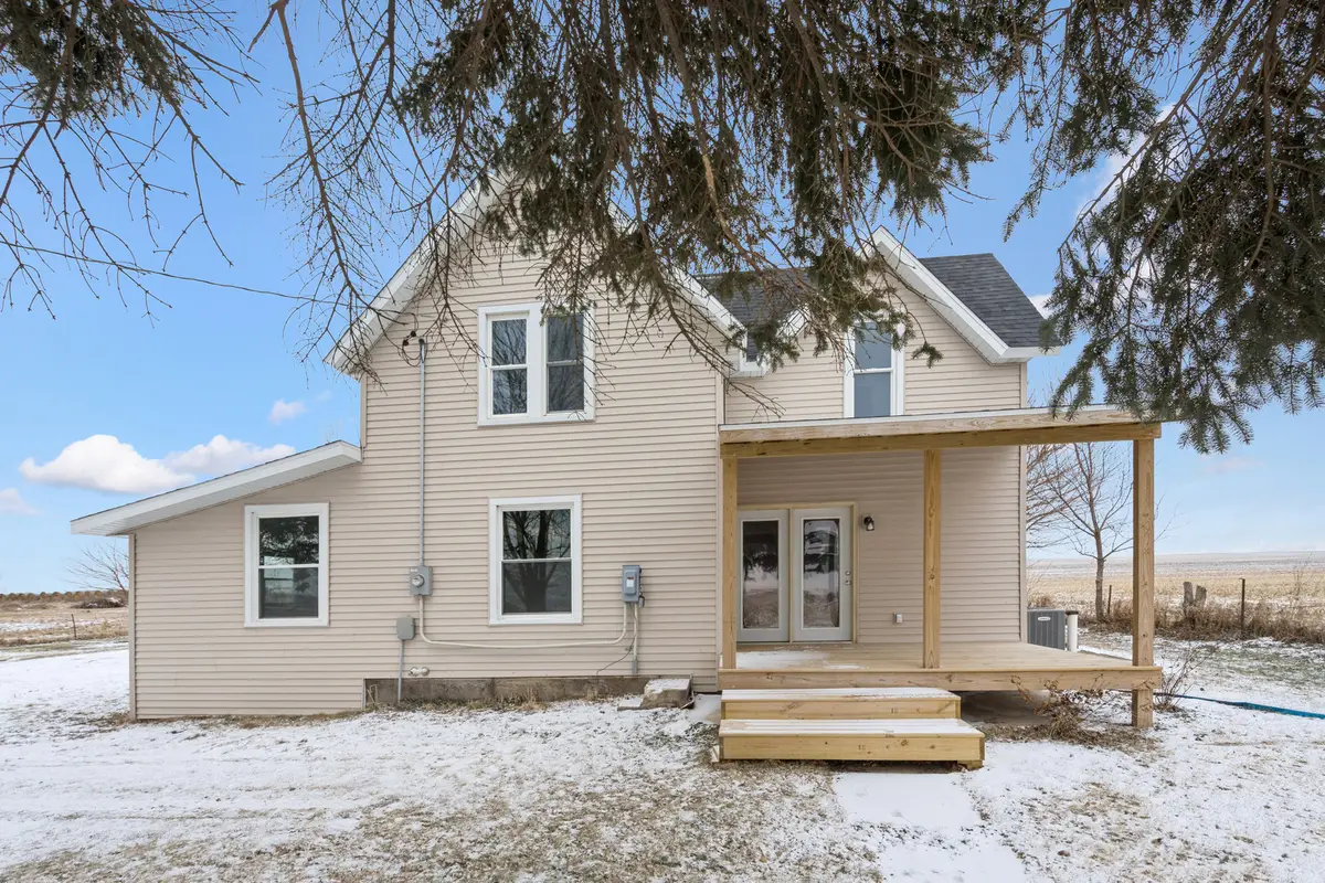 2812 145th Street, Charlotte, IA 52731 - Image #1