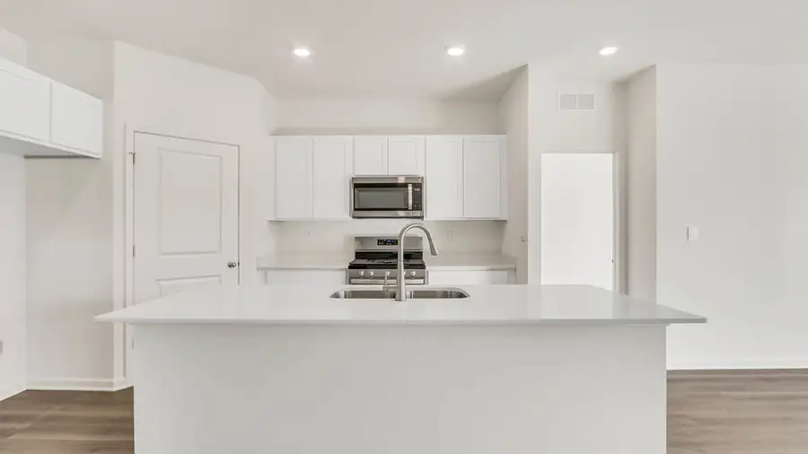 6298 Redwood Trail, Wonder Lake, IL 60097 - Image #2