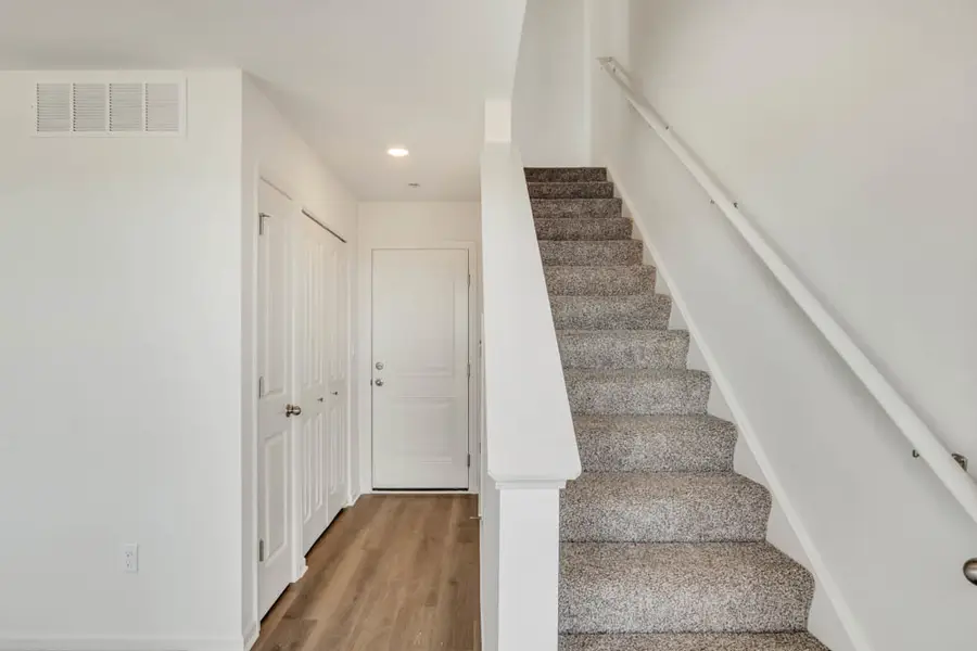 2642 Arrowhead Drive, Pingree Grove, IL 60140 - Image #2