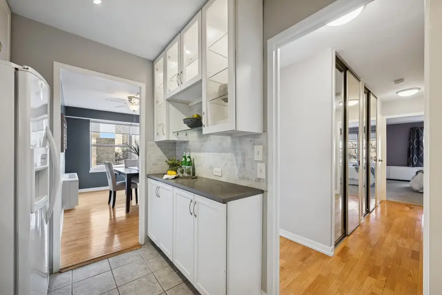 6157 N Sheridan Road #3M, Chicago, IL 60660 - #3