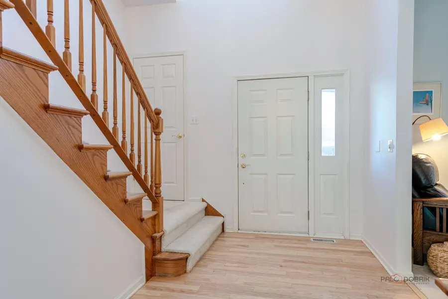 22 Ashford Court, Lincolnshire, IL 60069 - Image #3