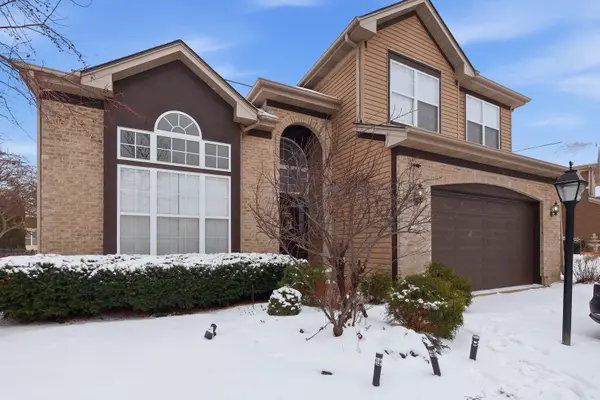 1951 Broadsmore Drive, Algonquin, IL 60102