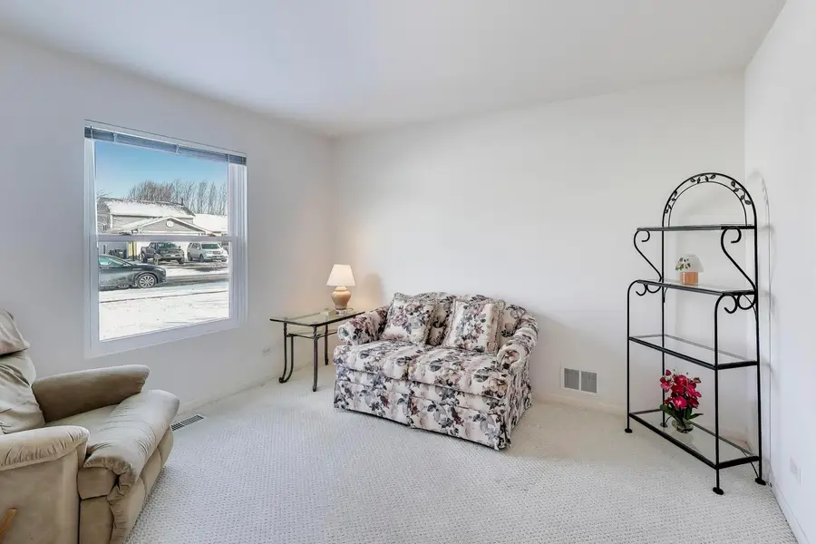 5420 Avalon Lane, Lake In The Hills, IL 60156 - Image #3