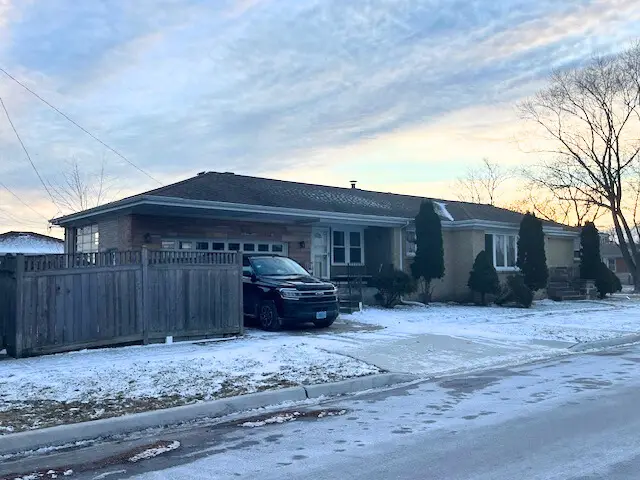 4855 N Sayre Avenue, Chicago, IL 60656 - Image #1