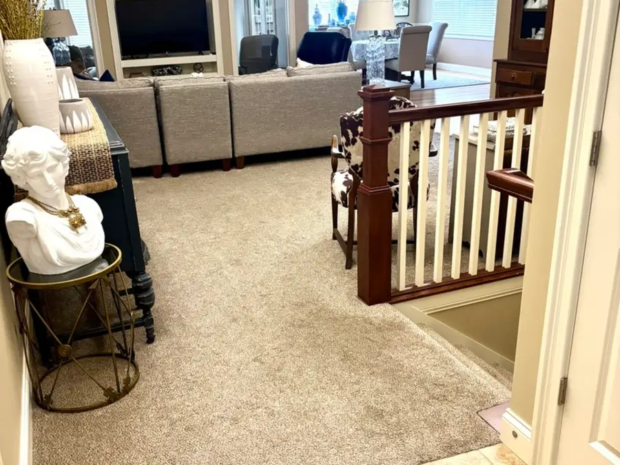 1716 Stone Gate Circle, Davenport, IA 52807 - Image #3