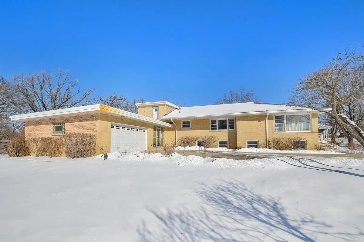 Address Withheld By Seller, West Chicago, IL 60185 - Image #1