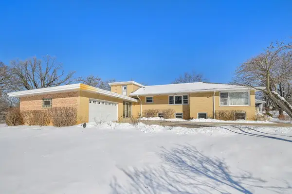 Address Withheld By Seller, West Chicago, IL 60185