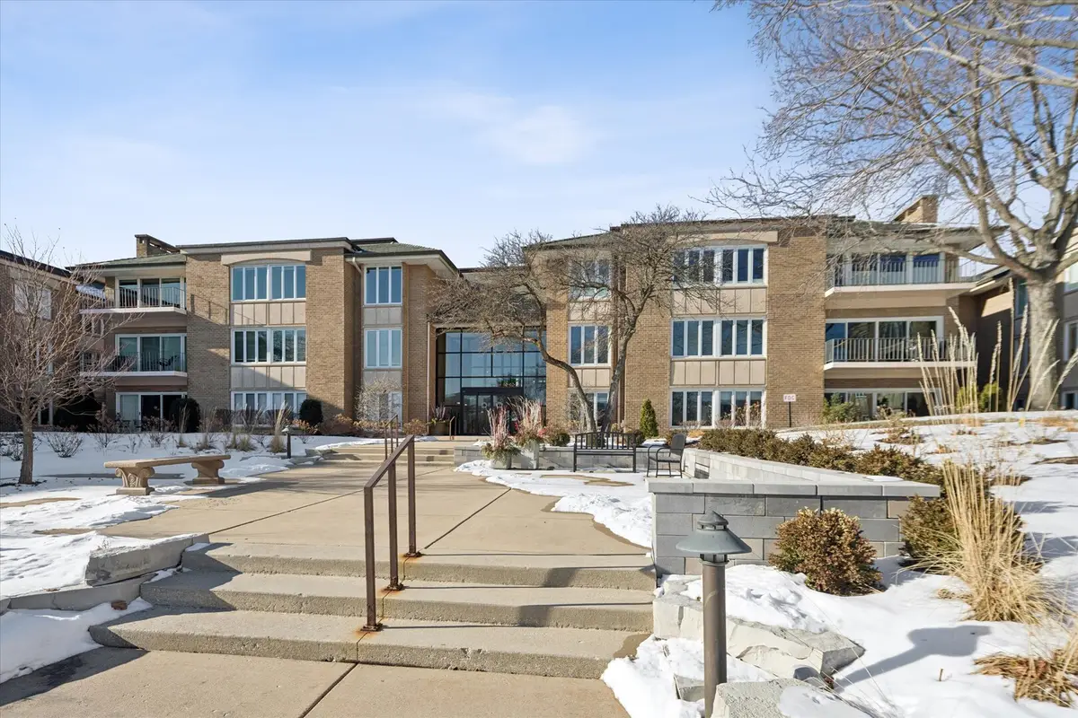 1 Oak Brook Club Drive #A310, Oak Brook, IL 60523 - Image #1