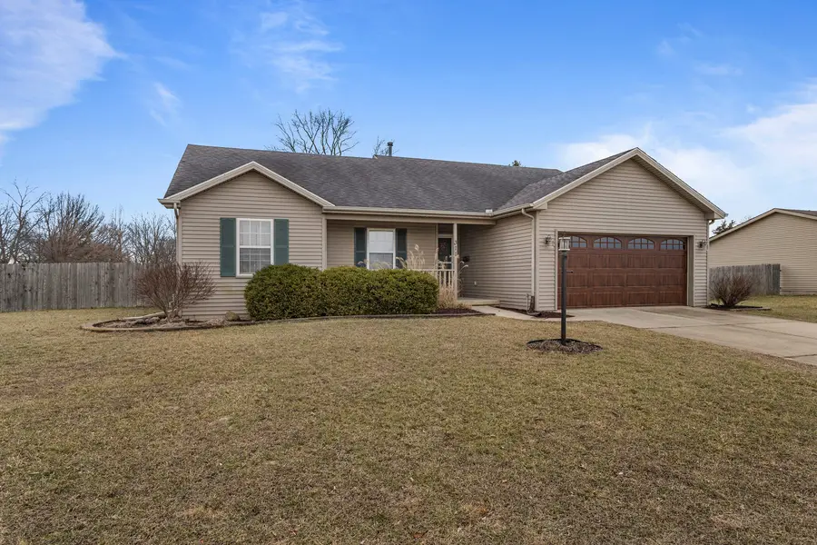 311 Country Lane, Tolono, IL 61880 - Image #2