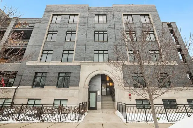 5748 N Hermitage Avenue #104, Chicago, IL 60660 - Image #1
