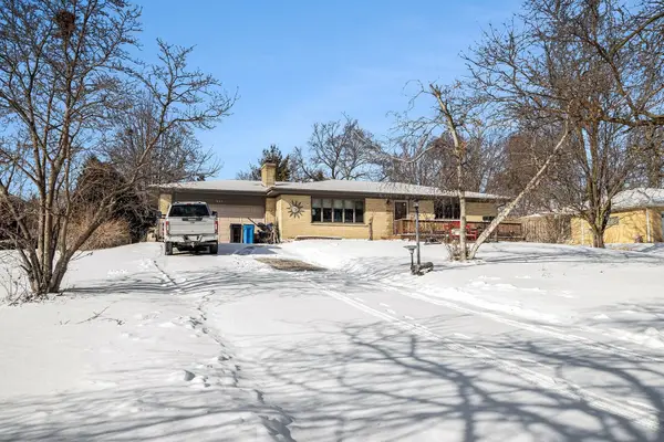 Address Withheld By Seller, Addison, IL 60101