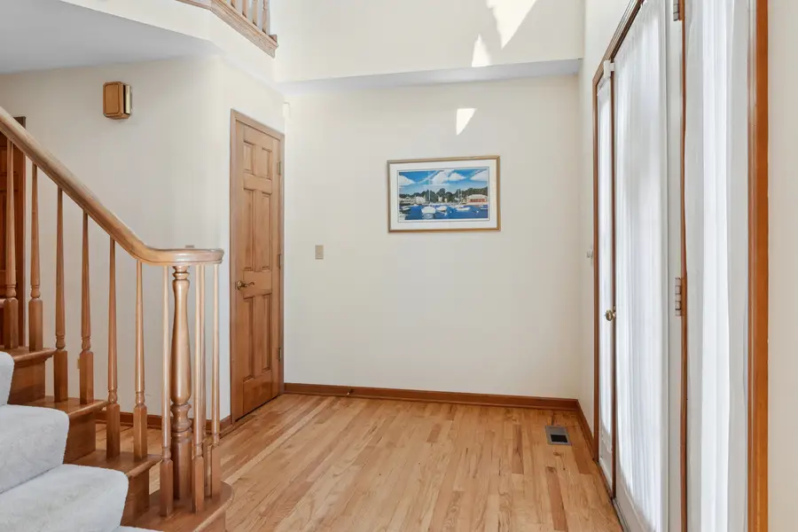 723 Mesa Drive, Naperville, IL 60565 - Image #3