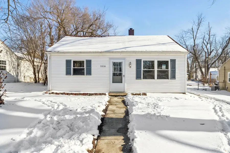 5216 N Roberts Road, Peoria Heights, IL 61616 - Image #2