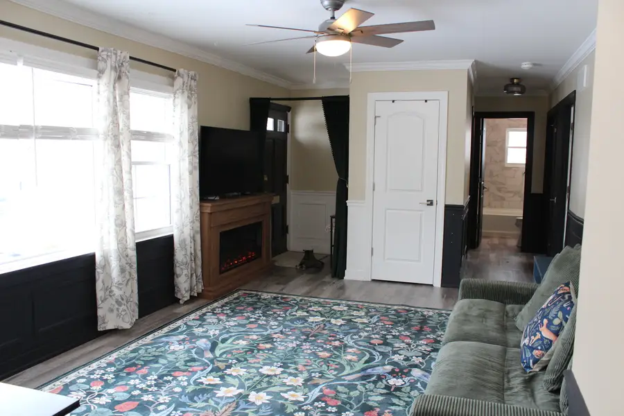 301 Sheldon Avenue, Downers Grove, IL 60515 - Image #2