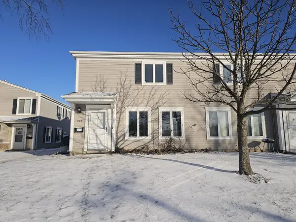 726 E Old Willow Road #104C, Prospect Heights, IL 60070