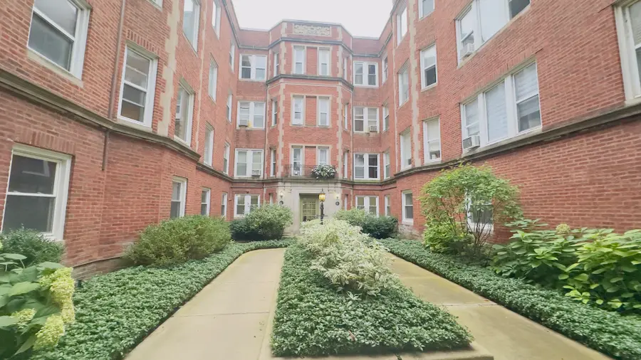 1411 W Farwell Avenue #E2, Chicago, IL 60626 - Image #3