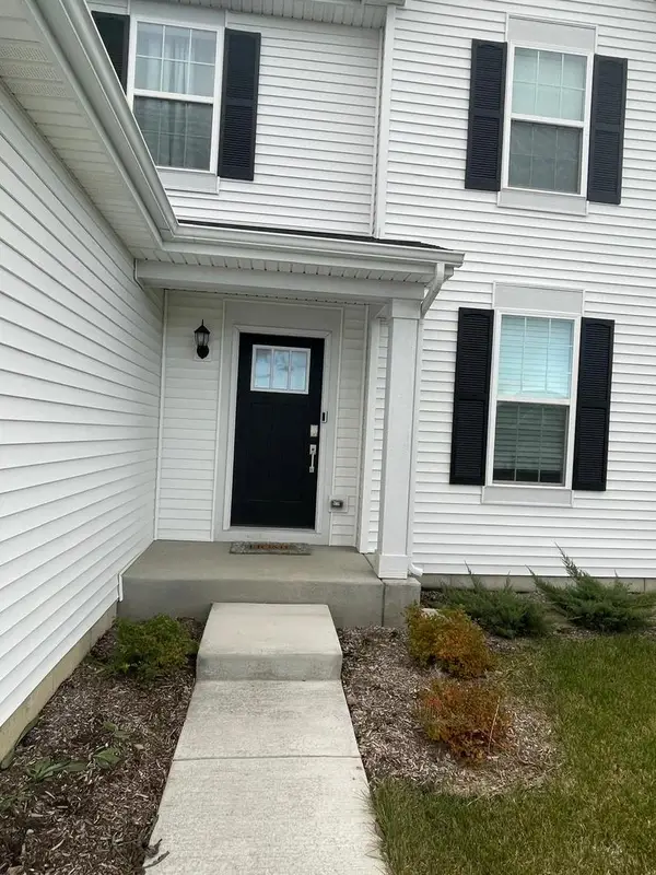 1464 Collins Drive, Elburn, IL 60119