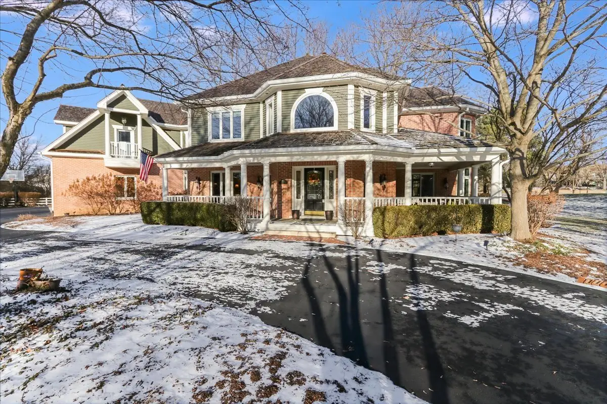 27022 W Coventry Court, Lake Barrington, IL 60010 - Image #1