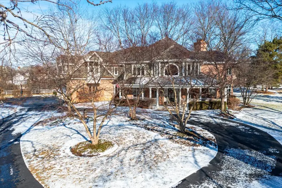 27022 W Coventry Court, Lake Barrington, IL 60010 - Image #2