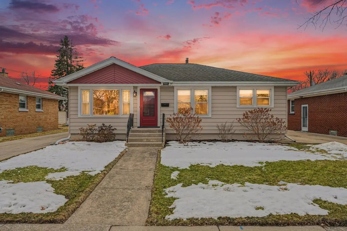 735 E 163rd Street, South Holland, IL 60473 - #1