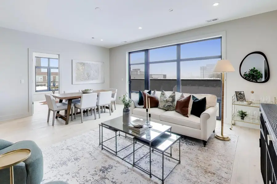 1317 N Western Avenue #501, Chicago, IL 60622 - #2