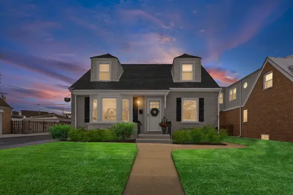 6100 N Overhill Avenue, Chicago, IL 60631