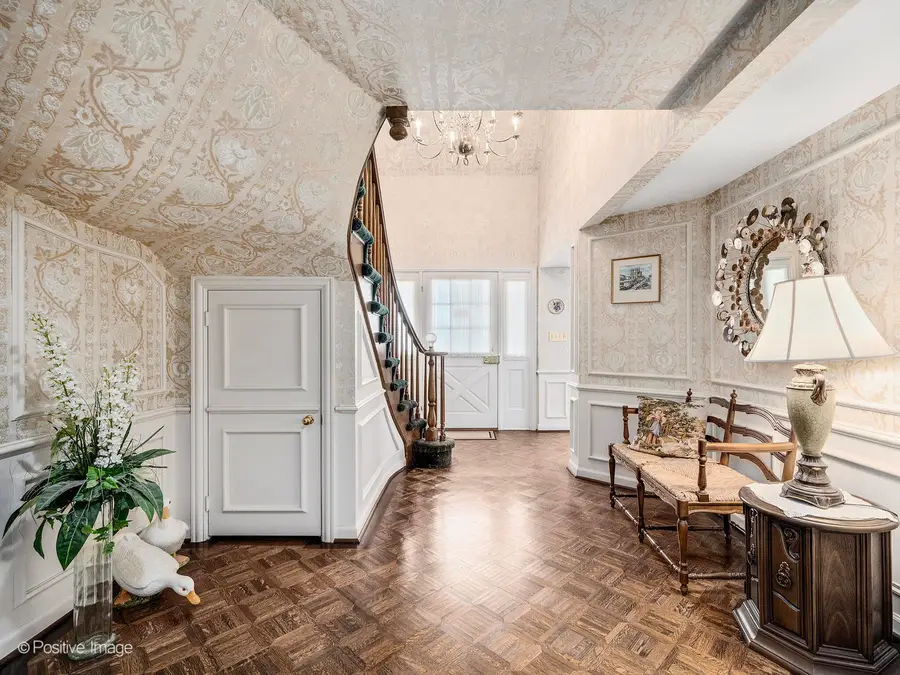 116 Rivershire Lane, Lincolnshire, IL 60069 - Image #3